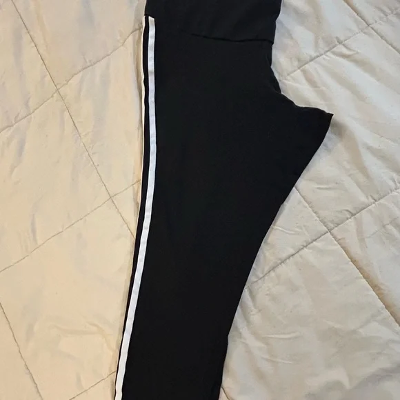 Adidas Black leggings with White Stripes - Picture 2 of 4